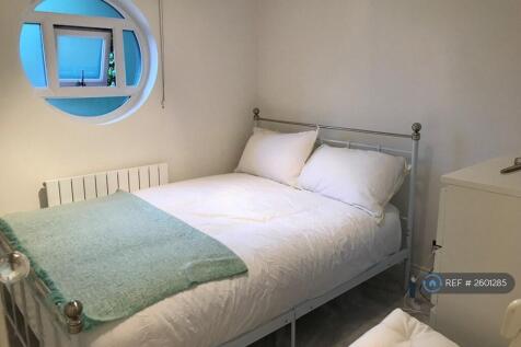 Front Bedroom - Ground Floor 1