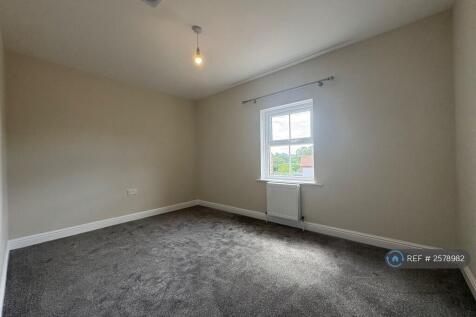 Master Double Bedroom 
