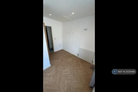2nd Double Bedroom