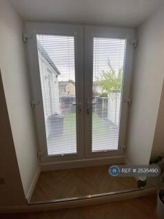 French Doors To Private Roof Terrace Garden
