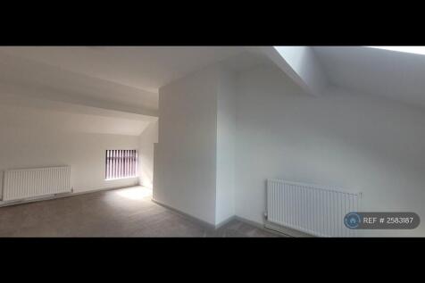 Master Bedroom Towards Front