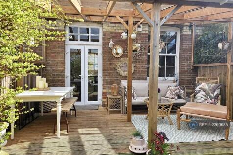 Garden Room Can Be Used All Year Round