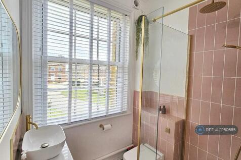 Ensuite Shower Room To Master Bedroom