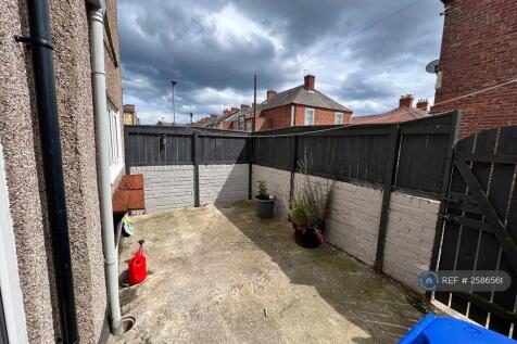 South Facing Rear Yard