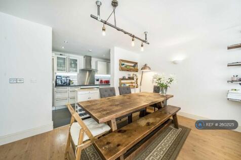 Living / Dinning Room