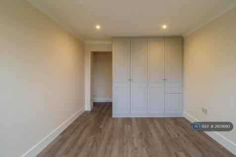 Designer Fitted Wardrobe
