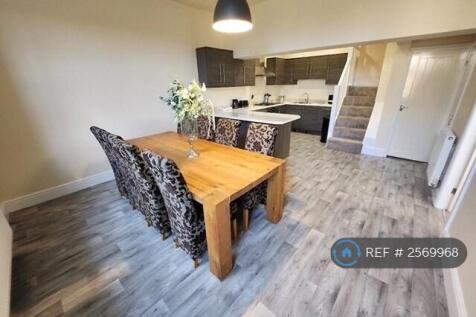 Kitchen Dinner Area 