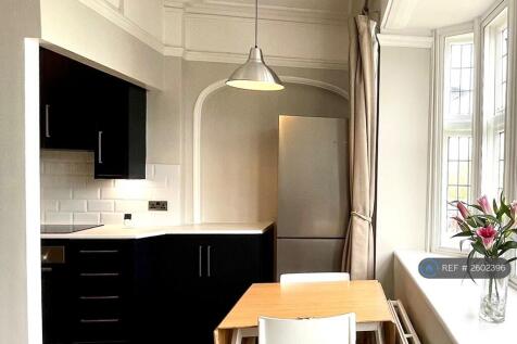 Kitchen Dining Space 