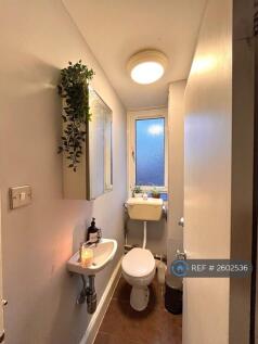 Cloakroom Wc 001