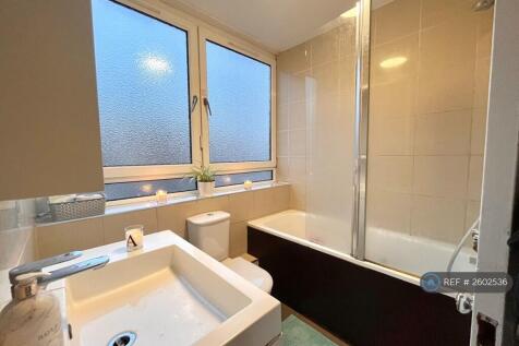 Bathroom 001