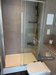 En Suite Bathroom
