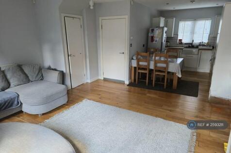 Open Plan Kitchen/Living Space 