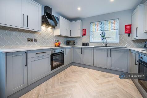 Communal Kitchen 