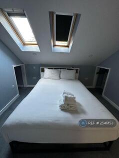 Ensuite Bedroom 1