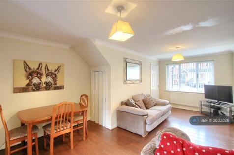 Spacious Lounge