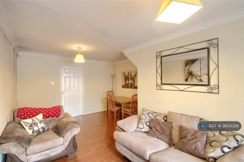 Spacious Lounge