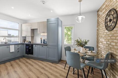 Kitchen / Dinette
