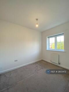 Master Bedroom (With Ensuite)