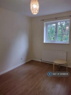 Large Bedroom
