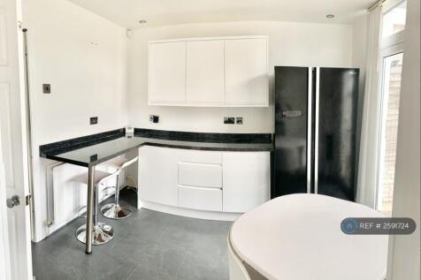 Dining Room/Kitchen