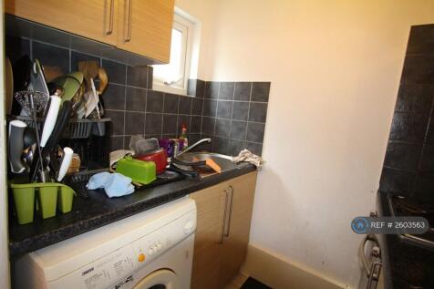 Kitchen - Left Side