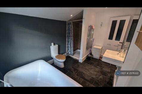 Bathroom 4