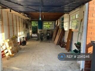 Secure Spacious Garage