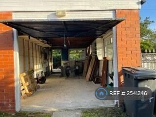 Secure Spacious Garage