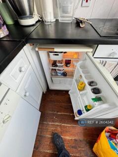 Kitchen  Fridge