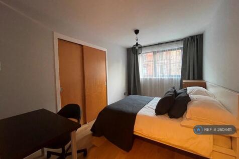 Bedroom 2.1