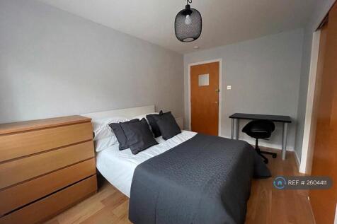 Bedroom 2.2