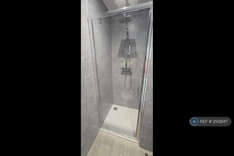 Bedroom 3 Ensuite