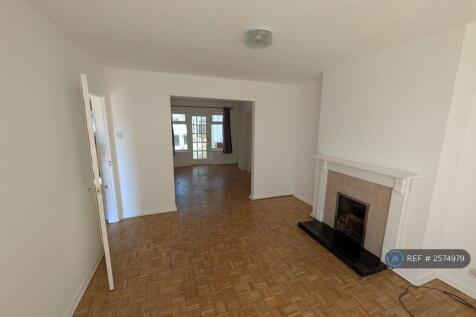 Living Room/Lounge Area