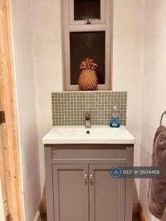 Bathroom Ground Floor