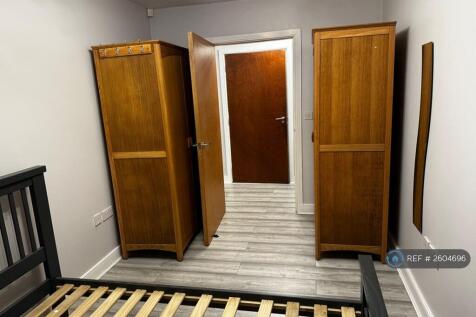 2 Big Wardrobes And a Mirror