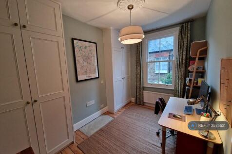 Back Bedroom/ Study