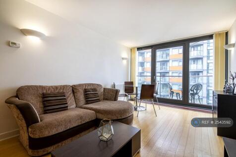 Living Room &amp; Balcony