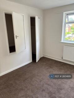 Built In Wardrobe Main Bedroom 