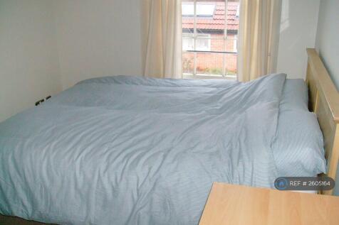Bedroom 2 Overlooking Rear Garden
