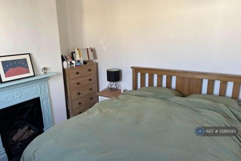 Front Bedroom