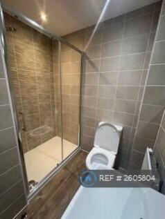 Master Bedroom En-Suite