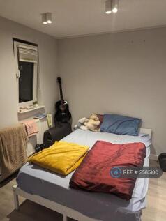 Double Bed