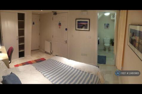 Ensuite Bedroom