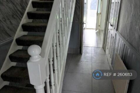 Entrance Hall Way