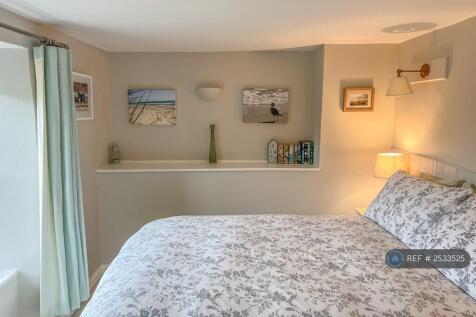Bedroom 3 (Queen Double)
