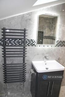 Master En-Suite