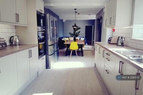 Kitchen &amp; Dinning