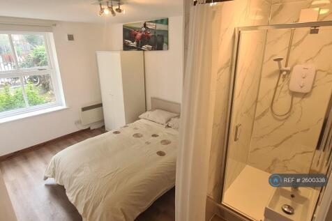 Bedroom 2: Private Bathroom (11 Sq-m)