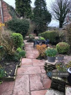 Rear Enclosed Cottage Garden