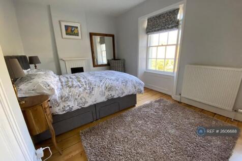 Main Large Double Bedroom